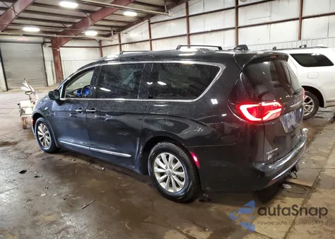 2018 Chrysler Pacifica Touring L из США, поврежденный, VIN 2C4RC1BG2JR126530